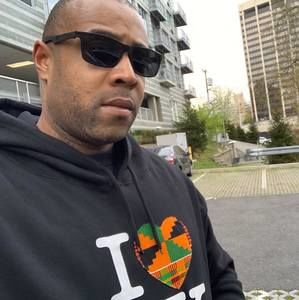 Meet your Posher, Carl